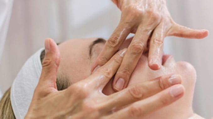 massoterapia facial