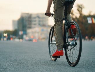 Alongamento antes de pedalar ou de correr